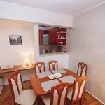 Anika