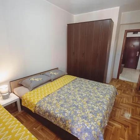 Anika Apartment *